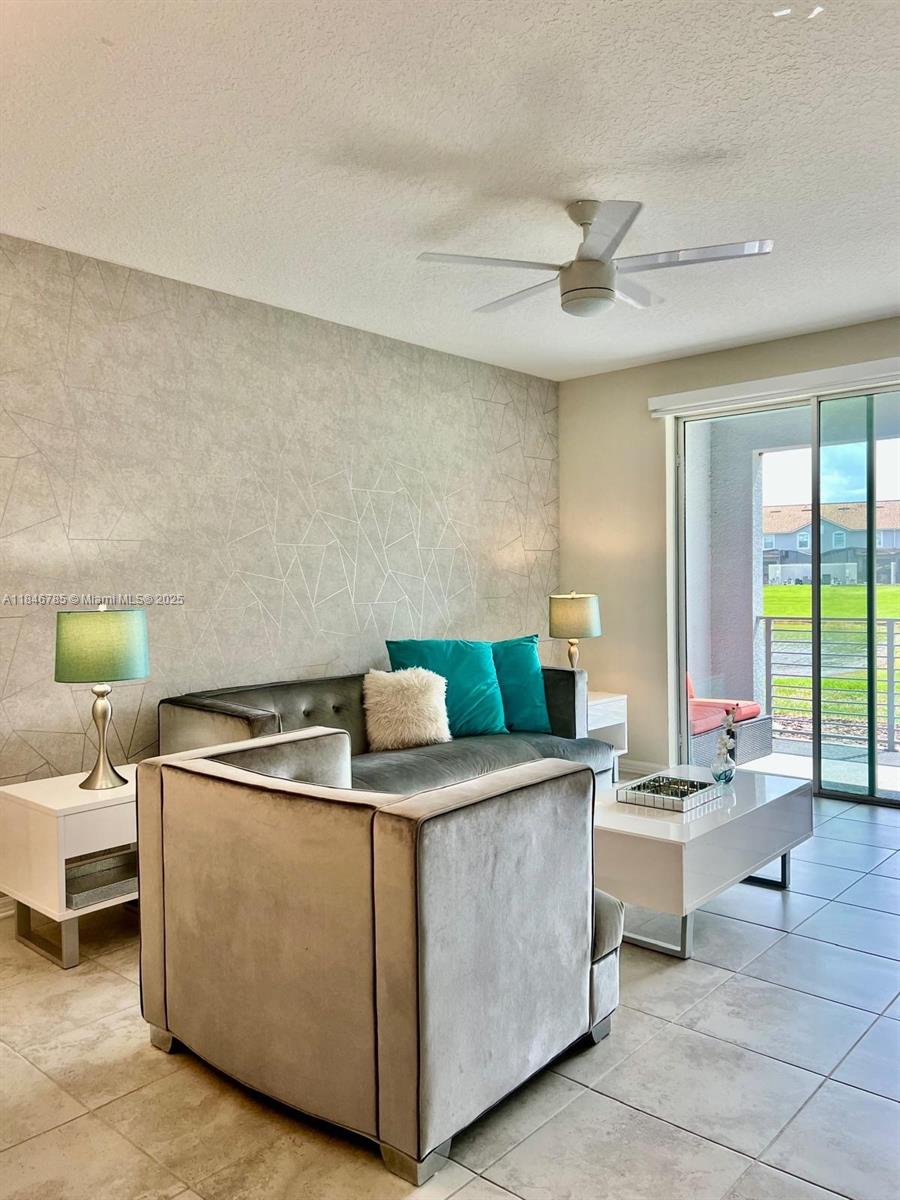 84b12bae-392 3111 Paradox circle # 104, Kissimmee FL 34746 — #A11846785