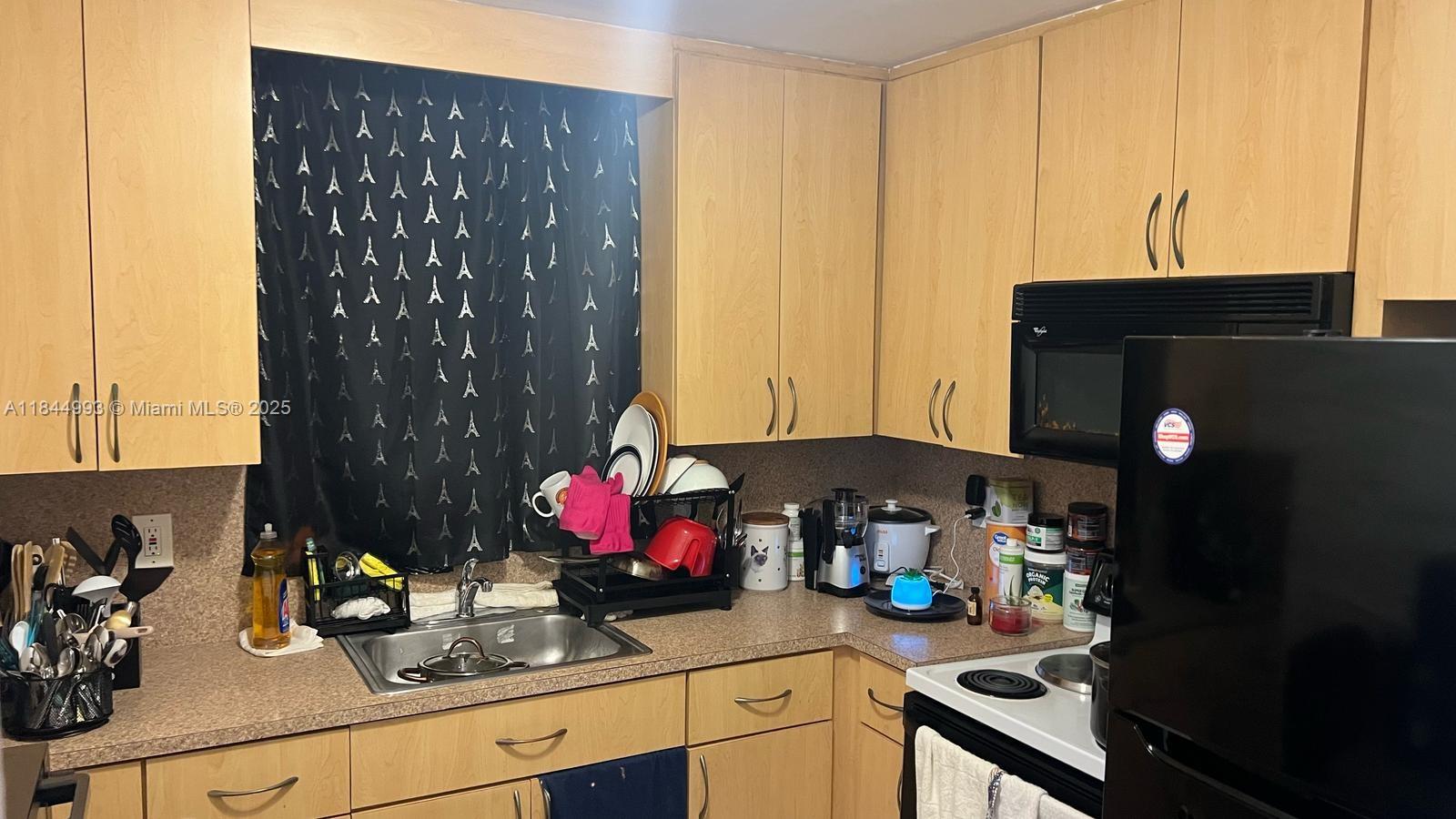 84b12bae-394 19080 NE 3rd Ct # 307, Miami FL 33179 — #A11844993