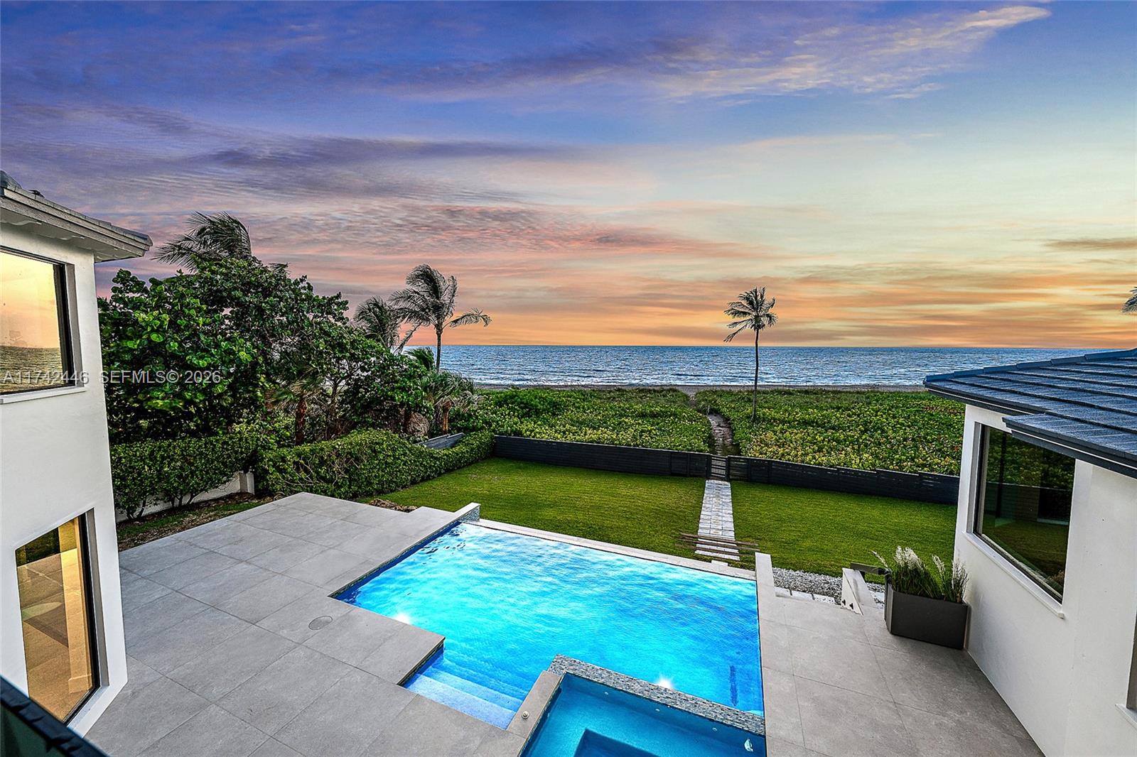 22 Ocean Dr, Jupiter Inlet Colony FL 33469 — #A11742446