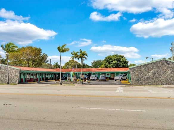 1290 S Federal Hwy, Dania Beach FL 33004 — #A11744285
