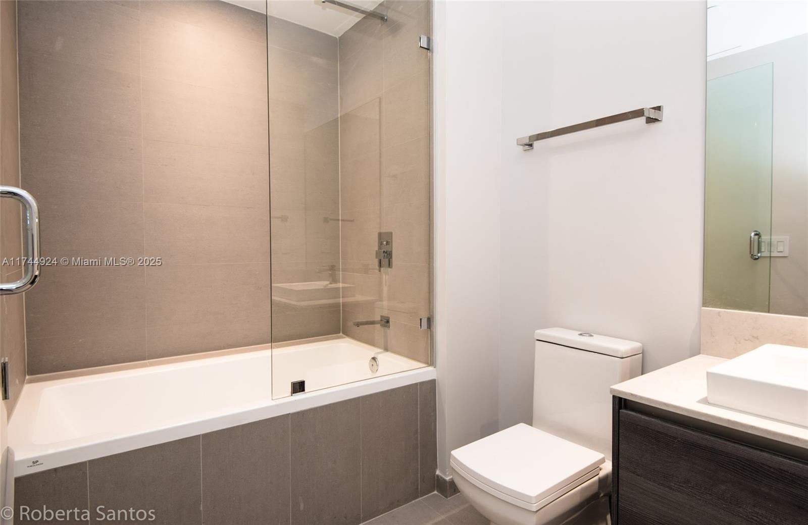 84b12bae-3980 1080 Brickell Ave # 3205, Miami FL 33131 — #A11744924