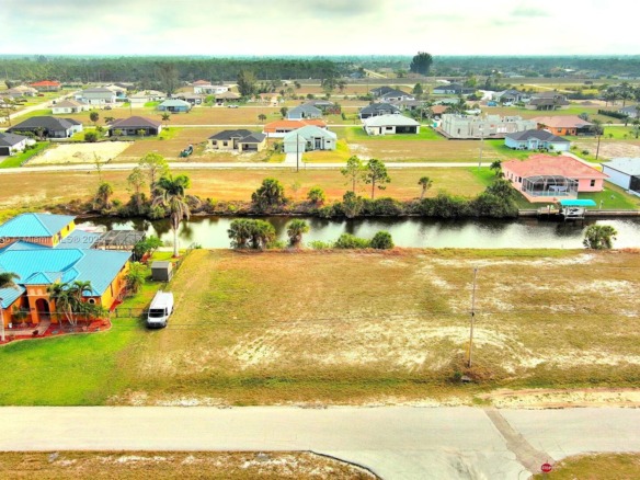1939 NW 34th Pl, Cape Coral FL 33993 — #A11746556