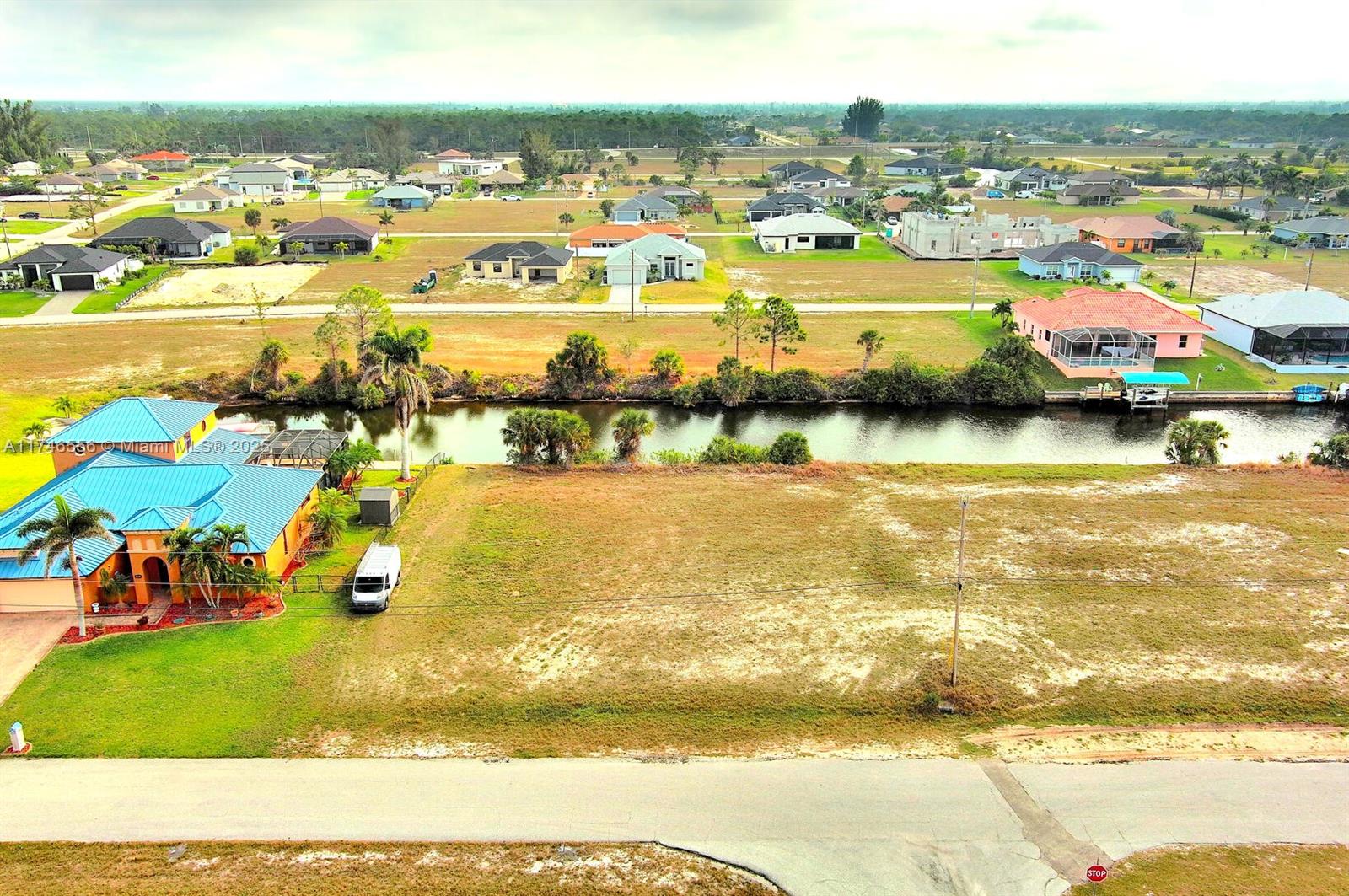 84b12bae-4002 1939 NW 34th Pl, Cape Coral FL 33993 — #A11746556