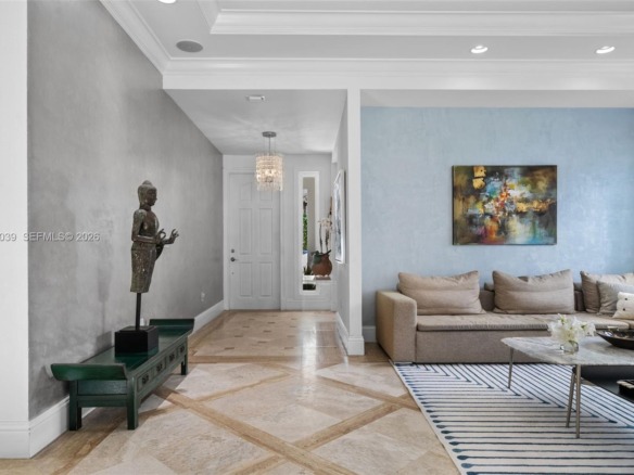 6 Coconut Ln, Key Biscayne FL 33149 — #A11748039