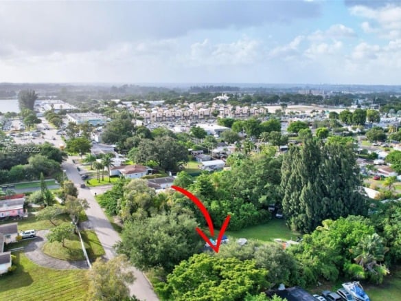 4381 SW 51st St, Dania Beach FL 33314 — #A11749682