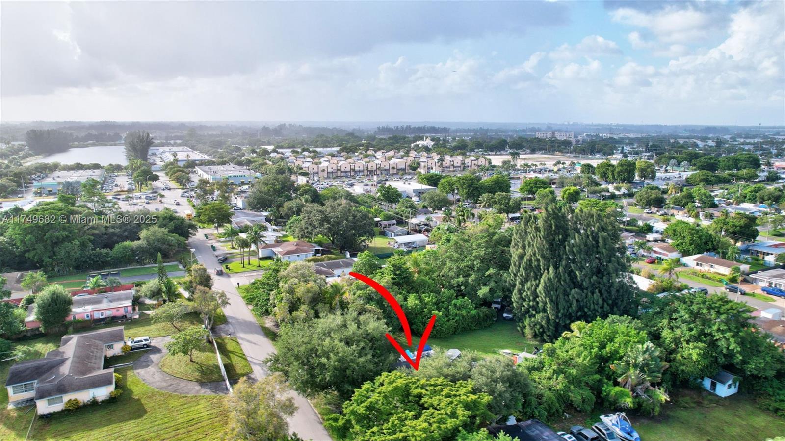 4381 SW 51st St, Dania Beach FL 33314 — #A11749682