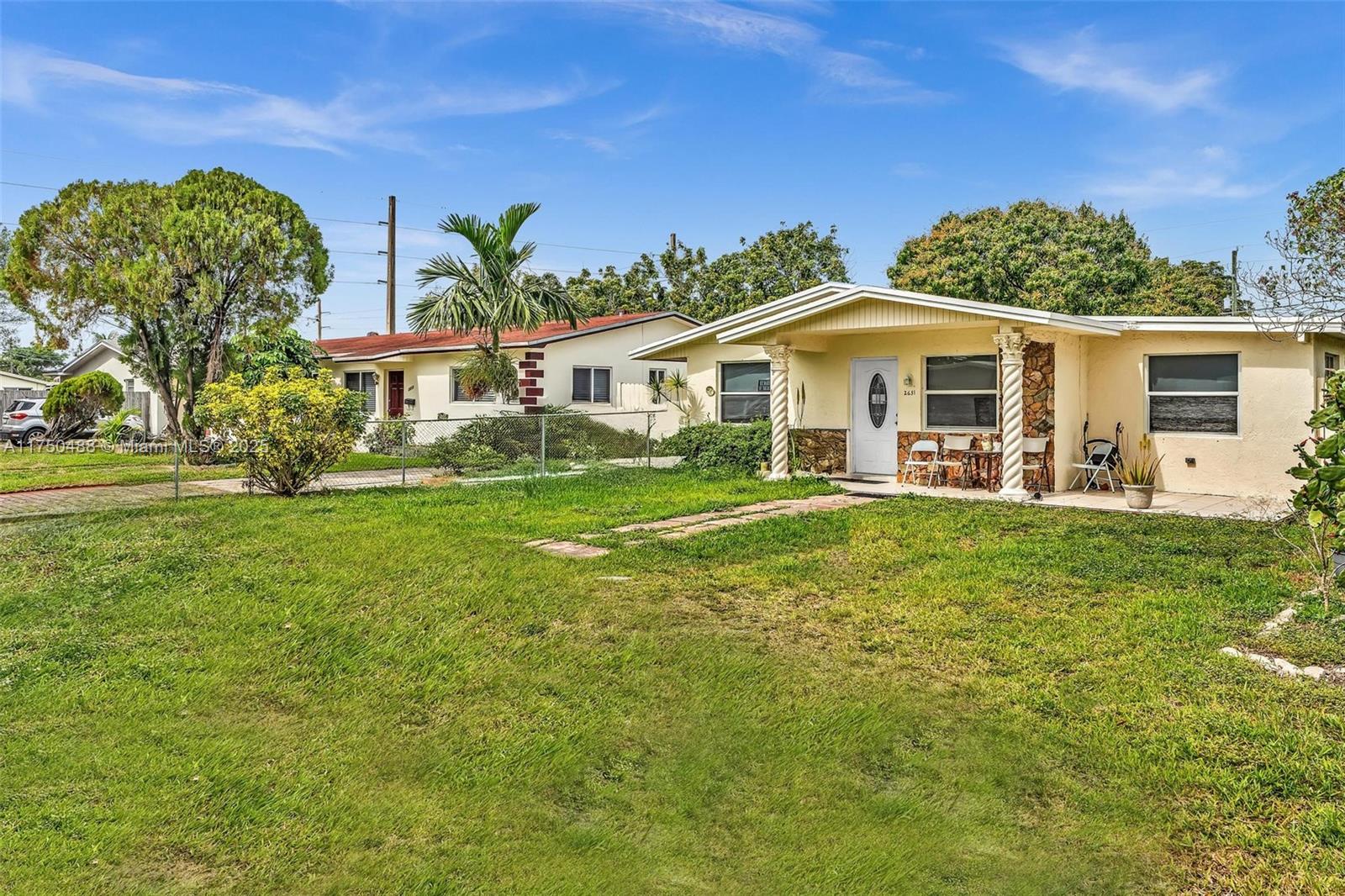 2631 NE 214th St, Miami FL 33180 — #A11750488