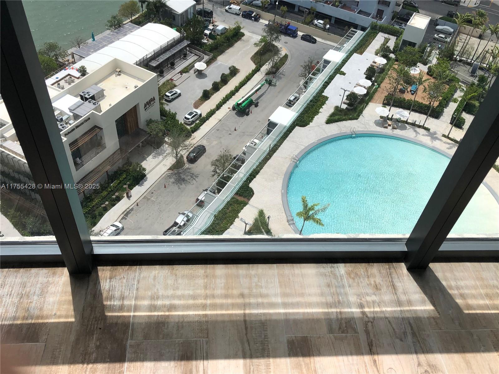 84b12bae-4114 650 NE 32nd St # 2006, Miami FL 33137 — #A11755428