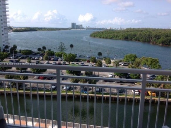 400 Kings Point Dr # 810, Sunny Isles Beach FL 33160 — #A11755851