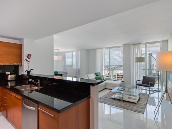 253 NE 2nd St # 3702, Miami FL 33132 — #A11756248