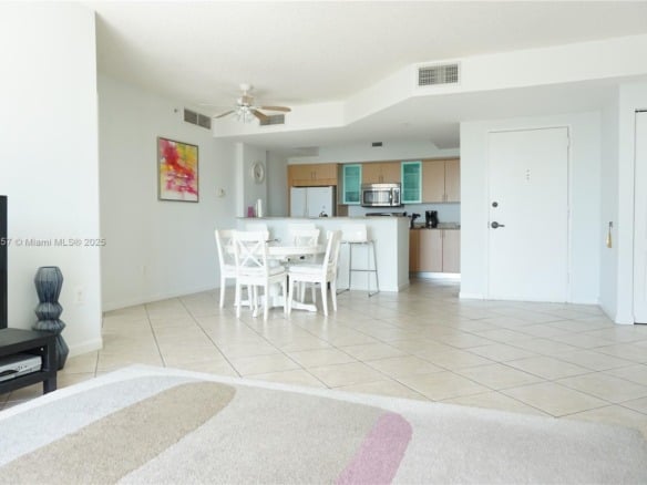 17555 Atlantic Blvd # 606, Sunny Isles Beach FL 33160 — #A11756357