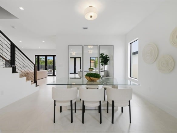 2725 SW 65th Ave, Miami FL 33155 — #A11756470