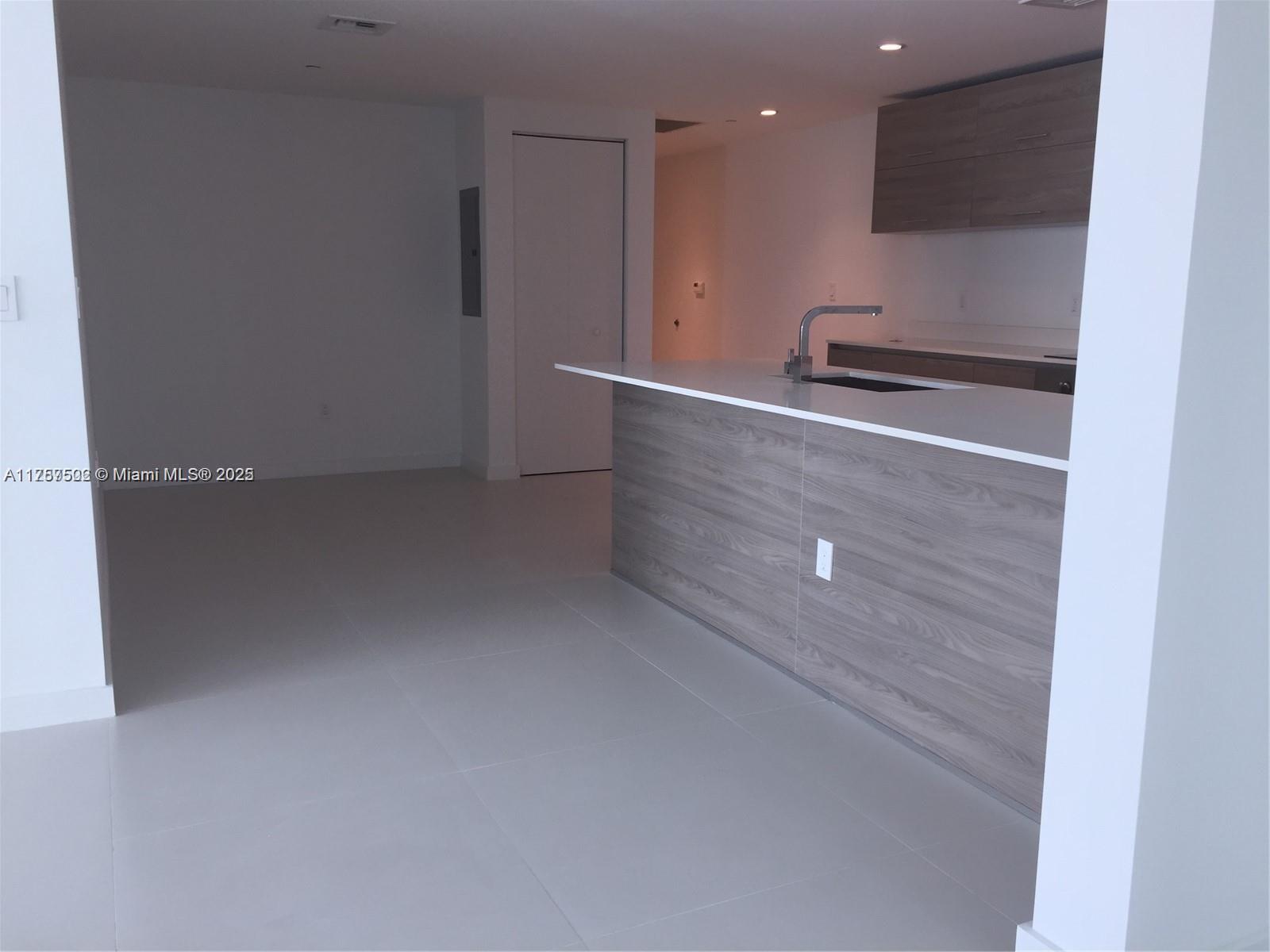 84b12bae-4152 1300 S Miami Ave # 1910, Miami FL 33130 — #A11757502