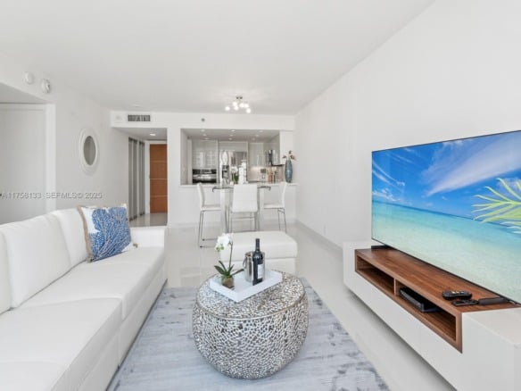 400 S Pointe Dr # 906, Miami Beach FL 33139 — #A11758133