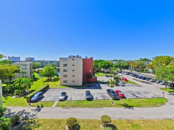 1770 NE 191st St # 1, Miami FL 33179 — #A11758177