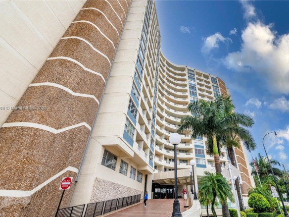 3180 S Ocean Dr # 522, Hallandale Beach FL 33009 — #A11759218
