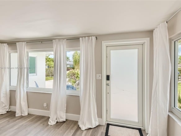 262 Bombay Ave, Lauderdale By The Sea FL 33308 — #A11760754
