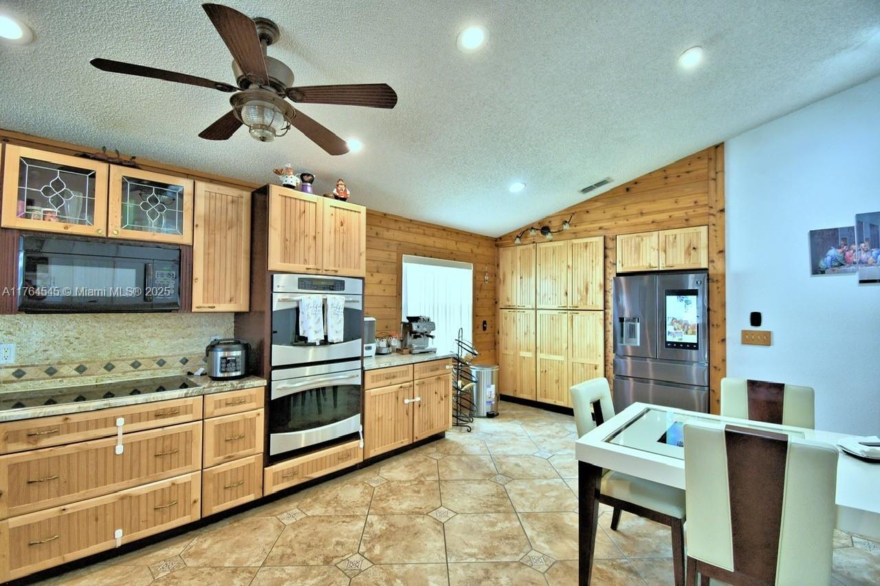 84b12bae-4258 260 CHESHIRE WAY, Davenport FL 33897 — #A11764545