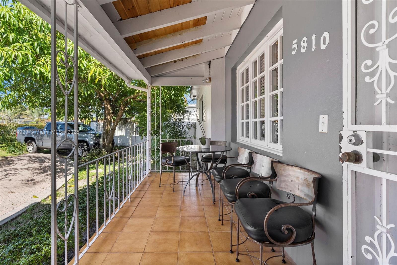 84b12bae-4268 5810 SW 22nd St, Miami FL 33155 — #A11764933