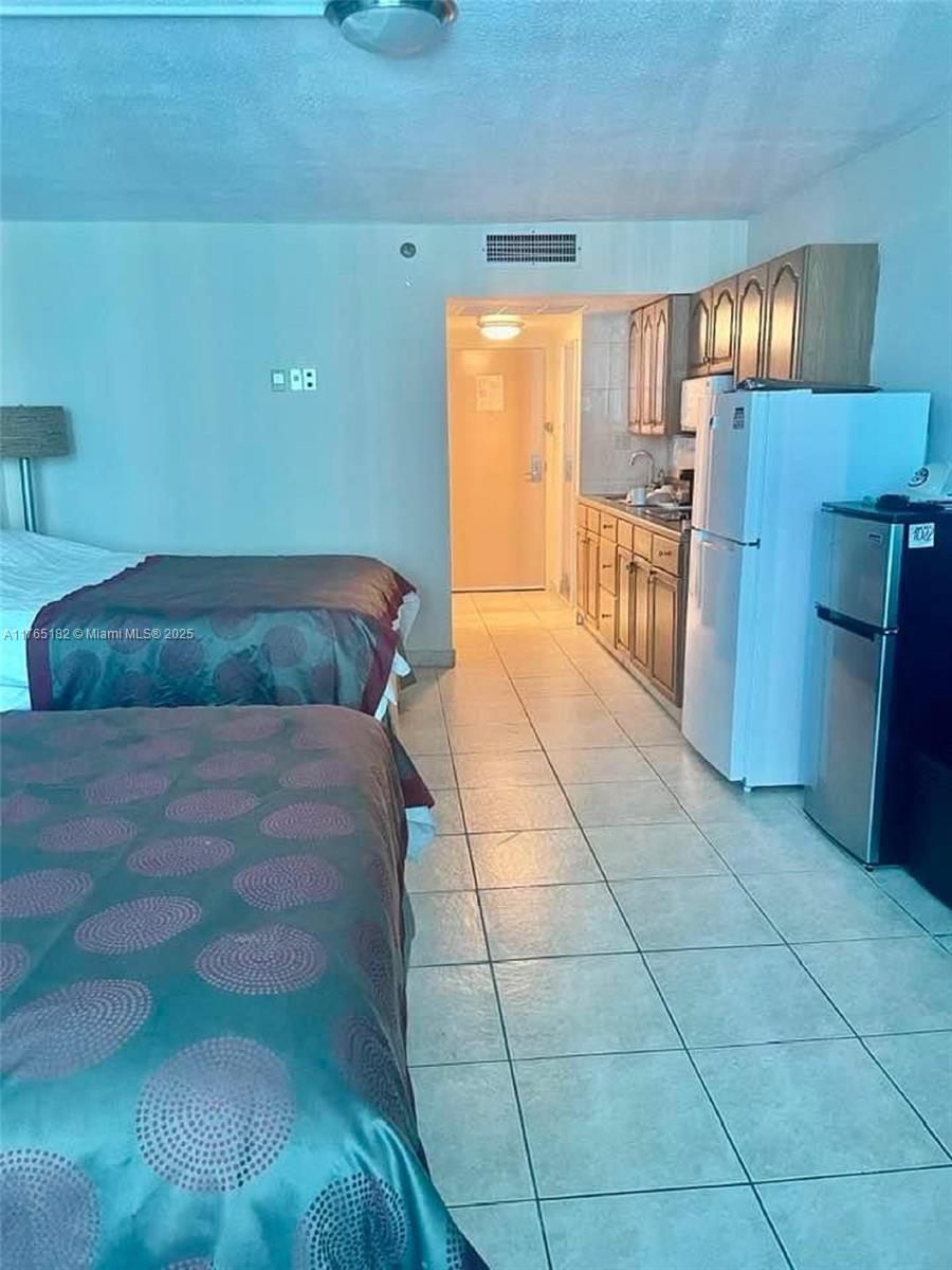 19201 Collins Ave # 1022, Sunny Isles Beach FL 33160 — #A11765182