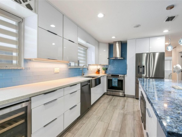 325 Calusa St 96, Key Largo FL 33037 — #A11829852
