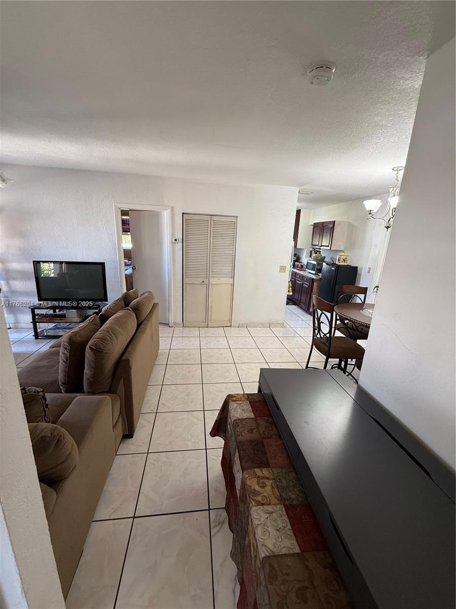 84b12bae-4282 3221 SW 47th Ave, West Park FL 33023 — #A11766204