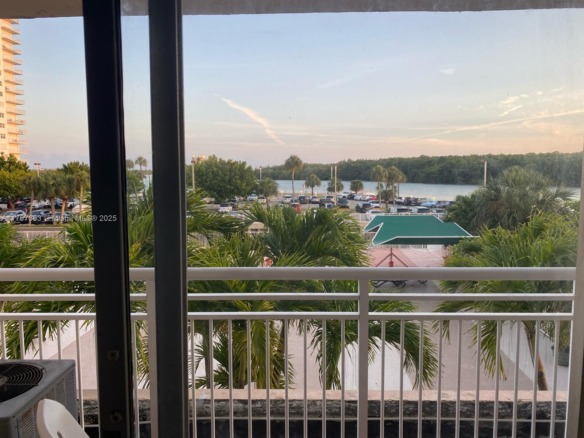 400 Kings Point Dr # 209, Sunny Isles Beach FL 33160 — #A11767663