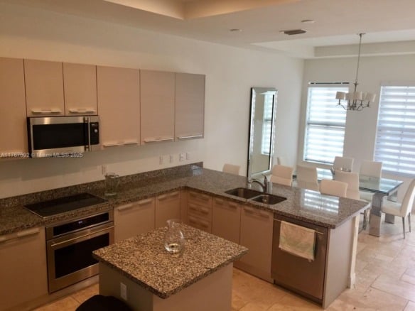 5189 NW 85th Ave # 5189, Miami FL 33166 — #A11767692