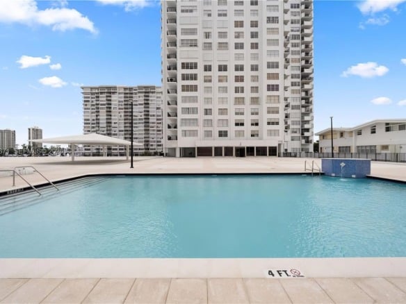 2750 NE 183rd St # 1207, Aventura FL 33160 — #A11768671