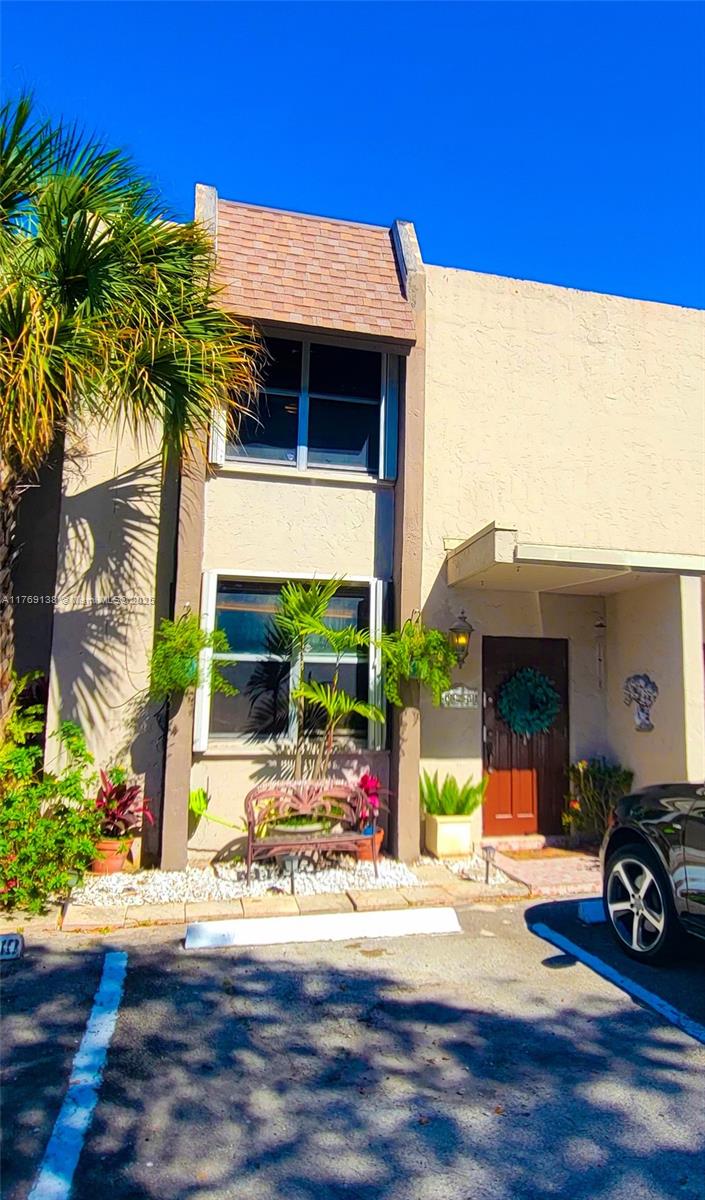 14241 Memorial Hwy # 9F, Miami FL 33161 — #A11769138