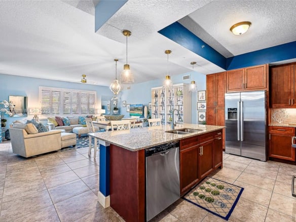 1015 S Bay Colony Drive S Slip 17, Juno Beach FL 33408 — #A11770719