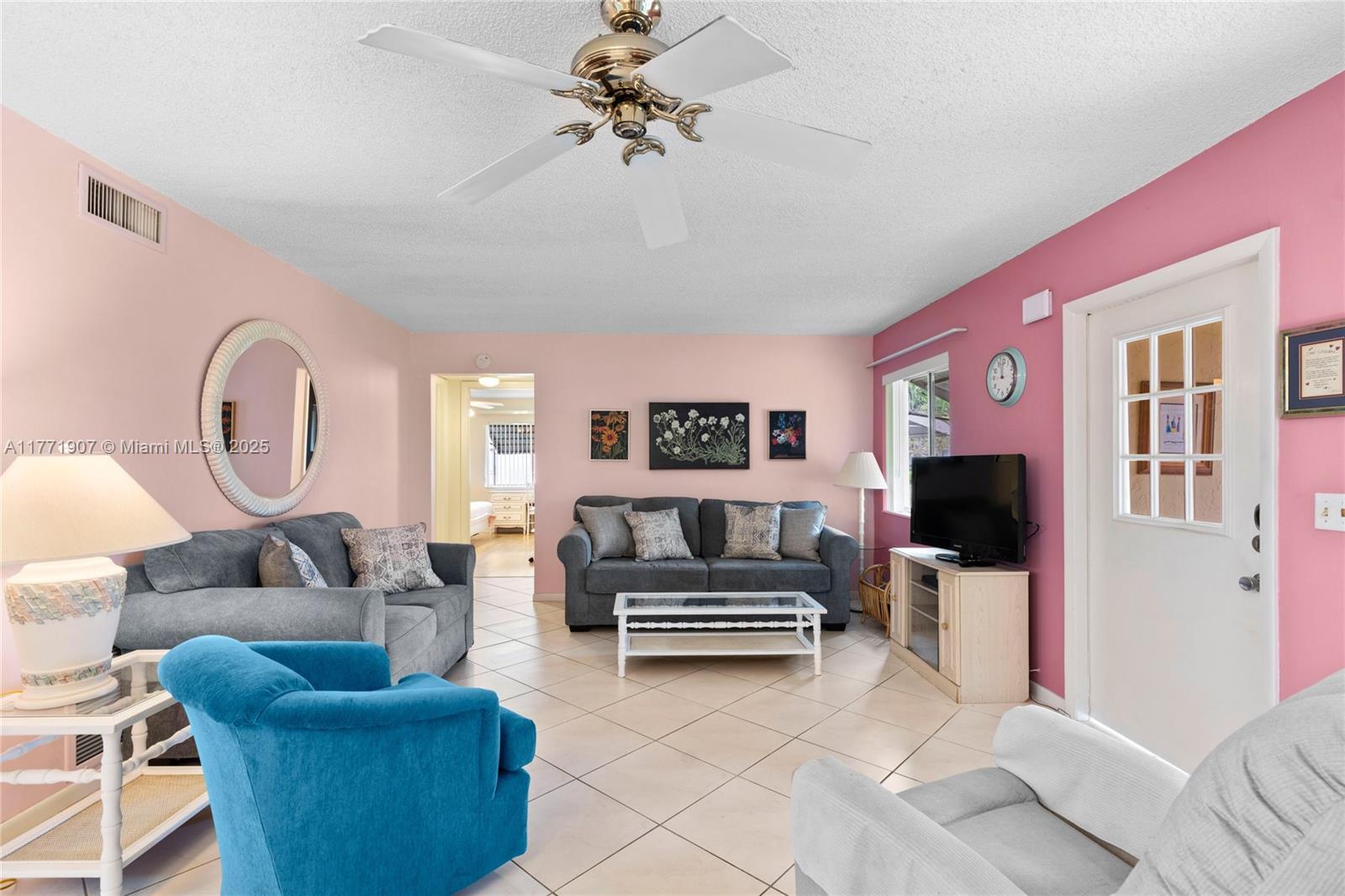 84b12bae-4381 336 Pine Ridge Cir # 1, Green Acres FL 33463 — #A11771907