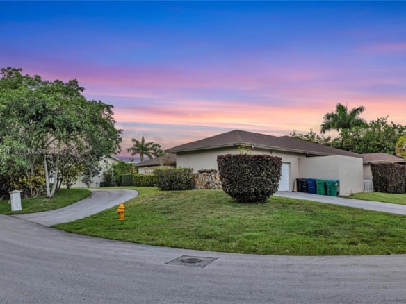 7801 SW 170th St, Palmetto Bay FL 33157 — #A11779111