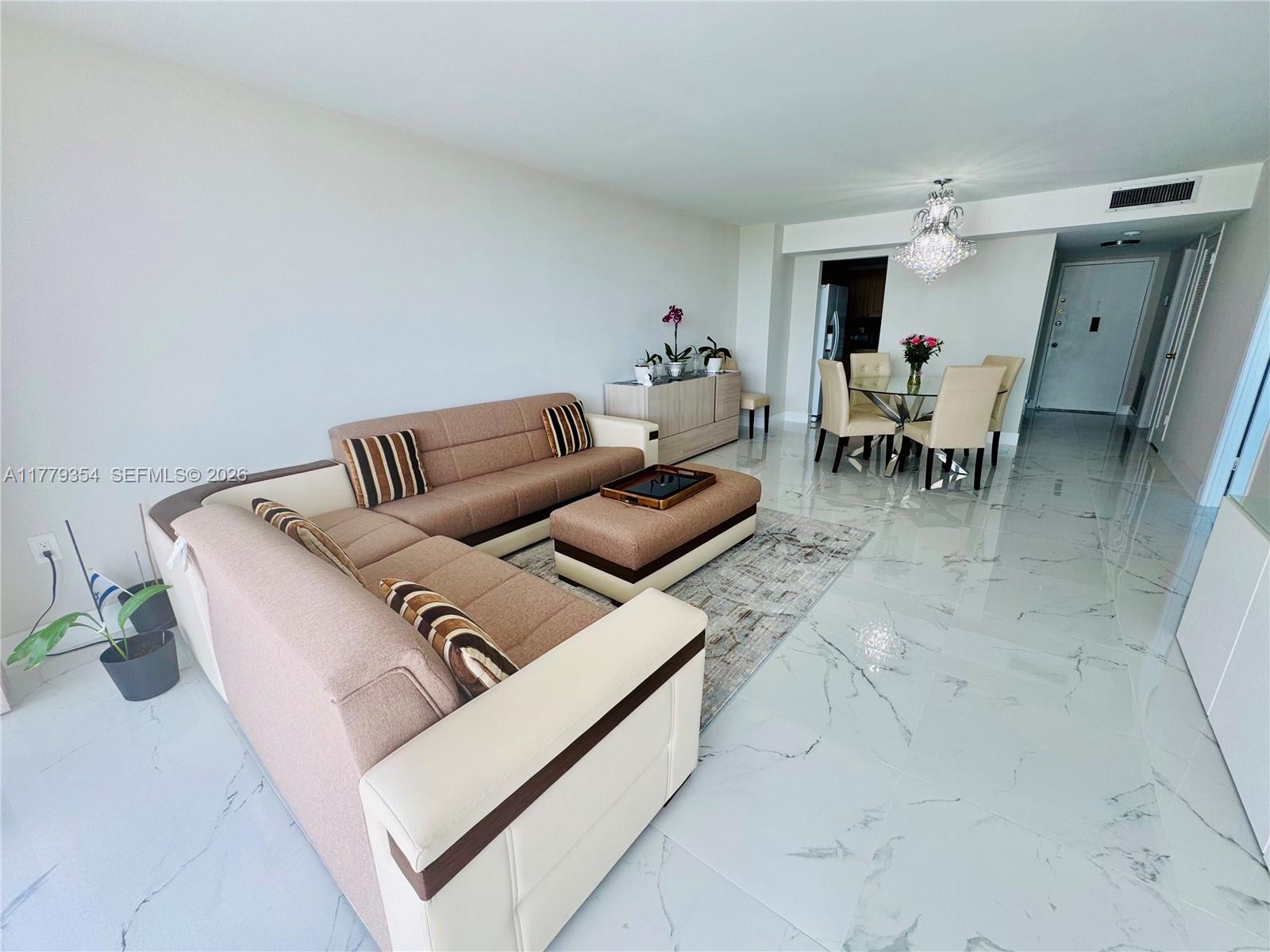 84b12bae-4492 18071 Biscayne Blvd # 1503, Aventura FL 33160 — #A11779354