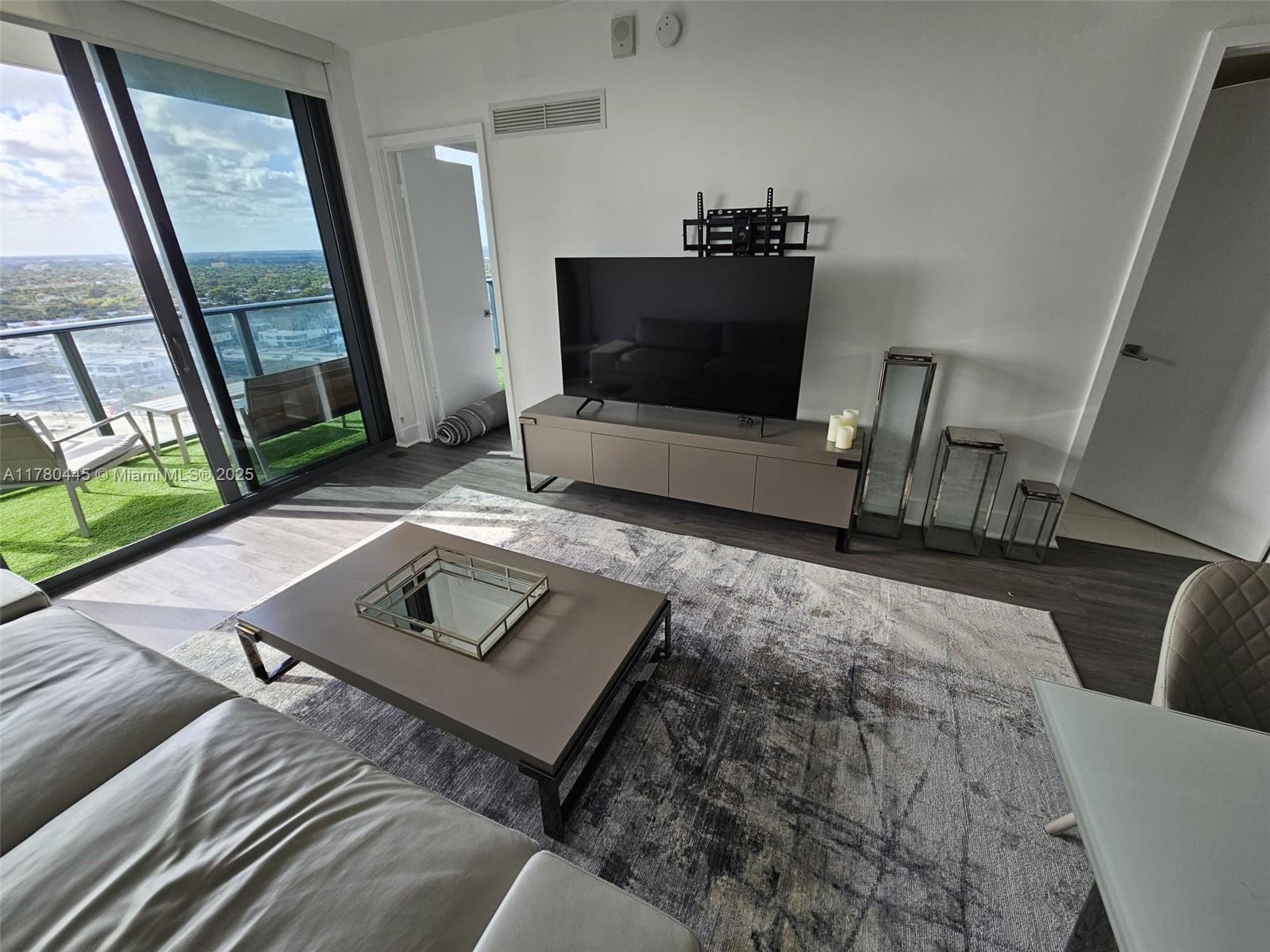 84b12bae-4506 121 NE 34 ST # 2511, Miami FL 33137 — #A11780445