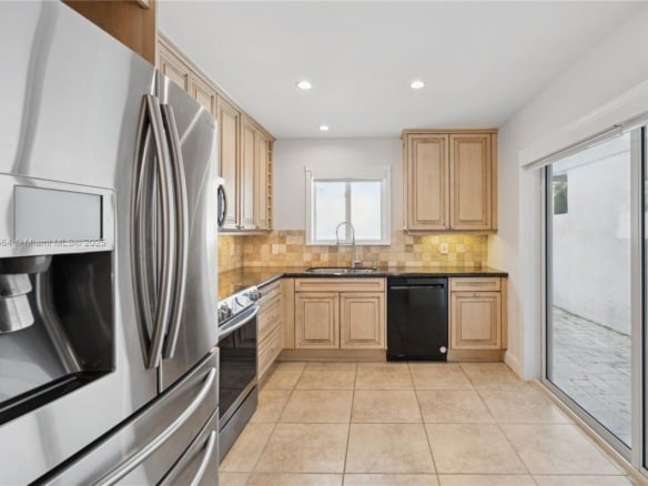 2952 Florida Blvd, Delray Beach FL 33483 — #A11780564