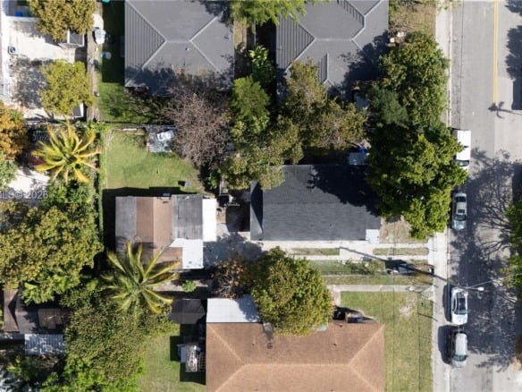 1114 SW 13th Ct, Miami FL 33135 — #A11780950