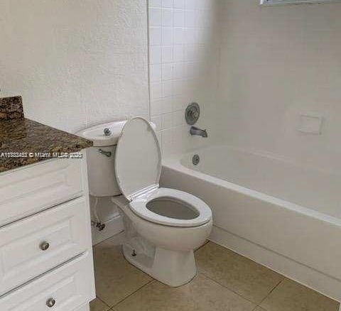 1522 Lake Crystal Dr # B, West Palm Beach FL 33411 — #A11783452