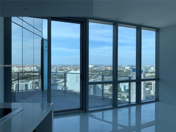 851 NE 1st Ave # 3002, Miami FL 33132 — #A11785172