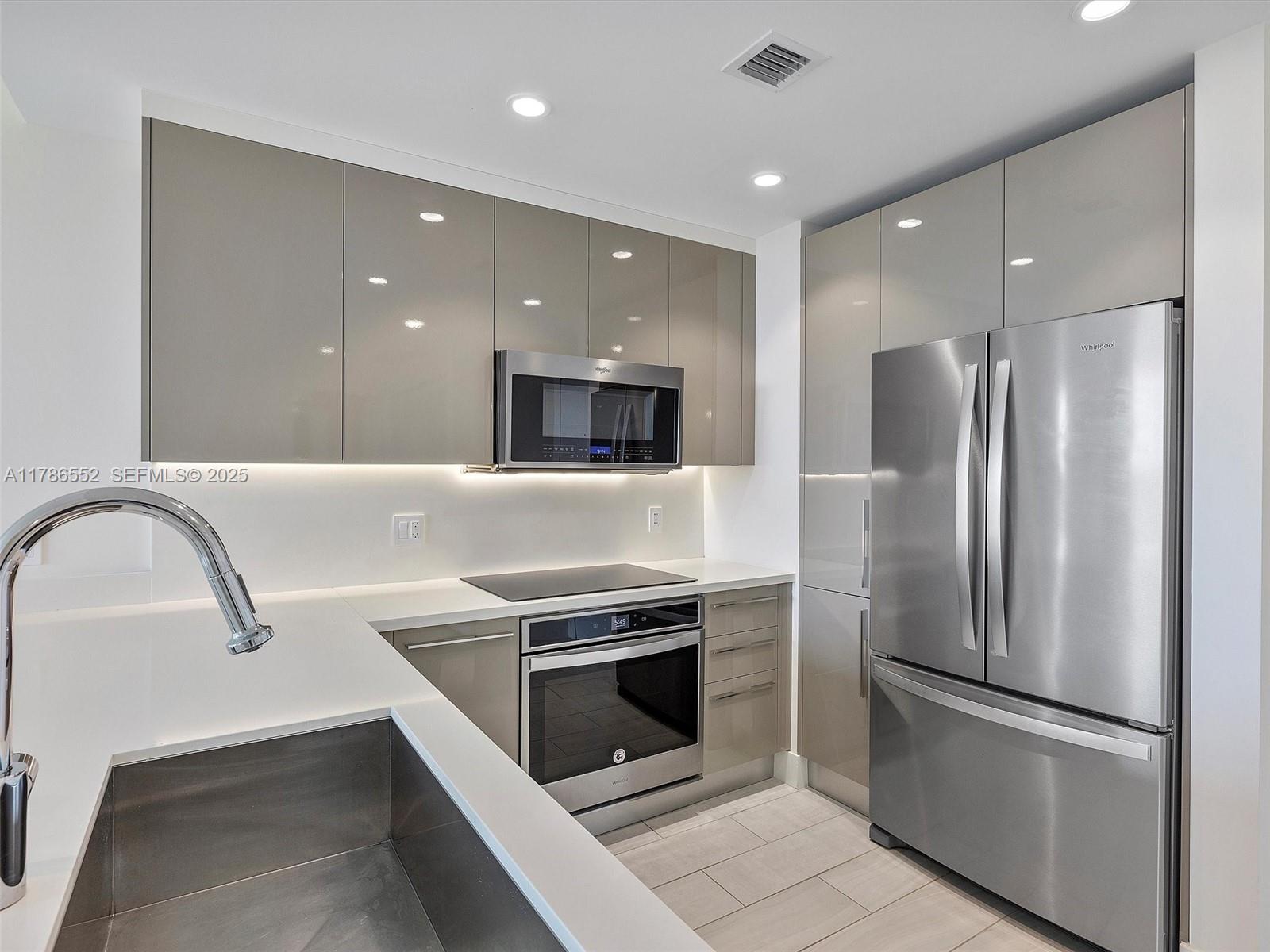 84b12bae-4610 2000 Metropica Way # 502, Sunrise FL 33323 — #A11786552