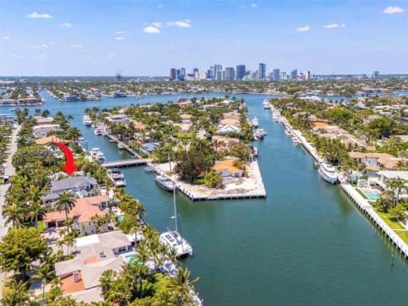 2561 Lucille Dr, Fort Lauderdale FL 33316 — #A11787149