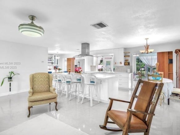 4941 NW 55th Ct, Tamarac FL 33319 — #A11787344