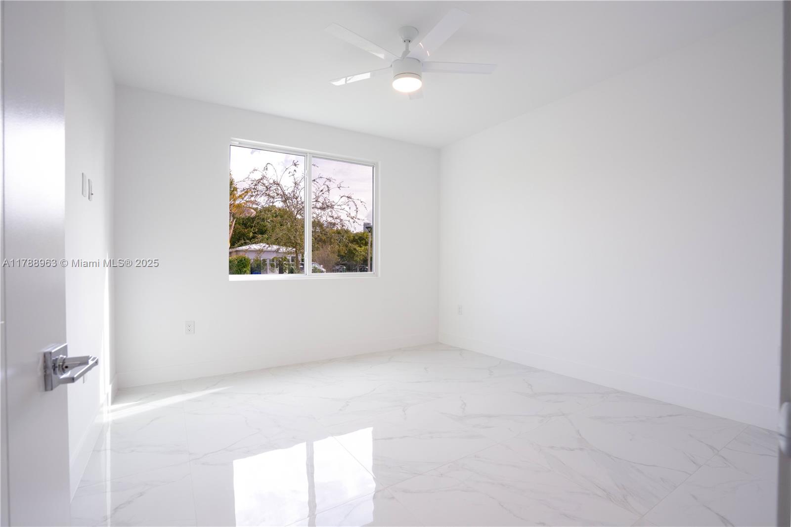 84b12bae-4641 910 SW 24th Rd, Miami FL 33129 — #A11788963
