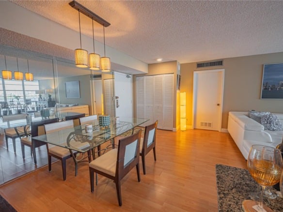 301 174th St # 401, Sunny Isles Beach FL 33160 — #A11793633