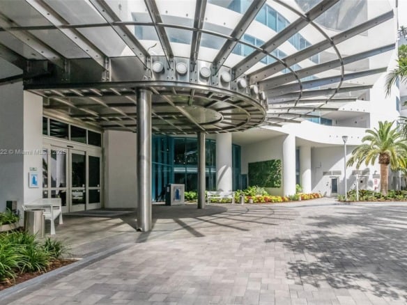 333 Las Olas Way # 2401, Fort Lauderdale FL 33301 — #A11793722