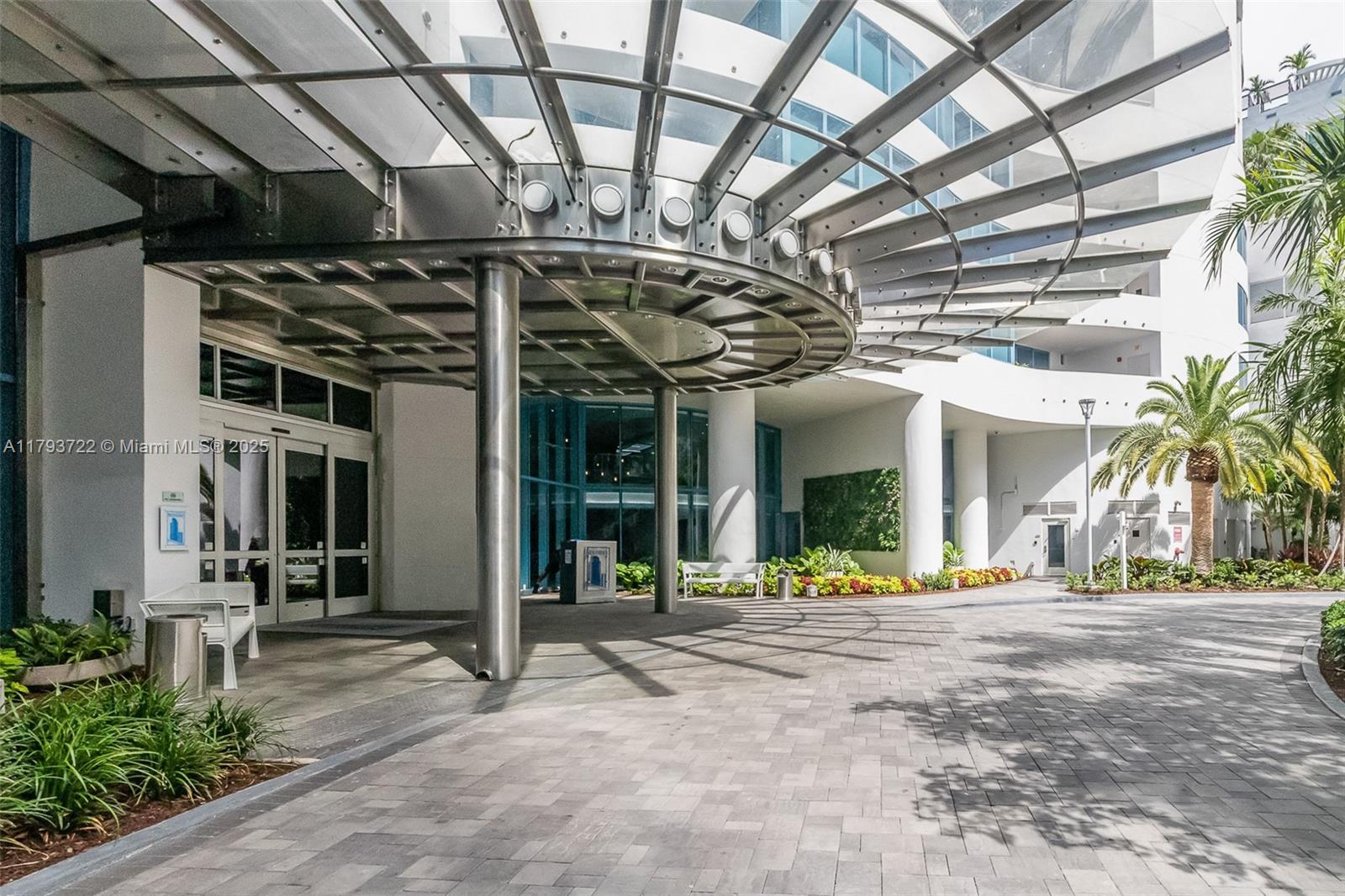 84b12bae-4720 333 Las Olas Way # 2401, Fort Lauderdale FL 33301 — #A11793722