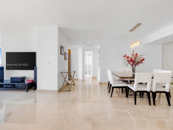 6365 Collins Ave # 3202, Miami Beach FL 33141 — #A11798372