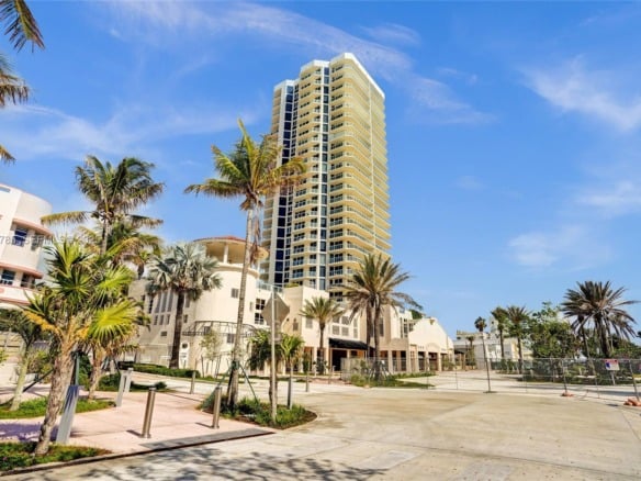 7330 Ocean Ter # C, Miami Beach FL 33141 — #A11798785
