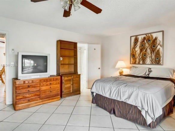 3087 Newport S # 3087, Deerfield Beach FL 33442 — #A11799075