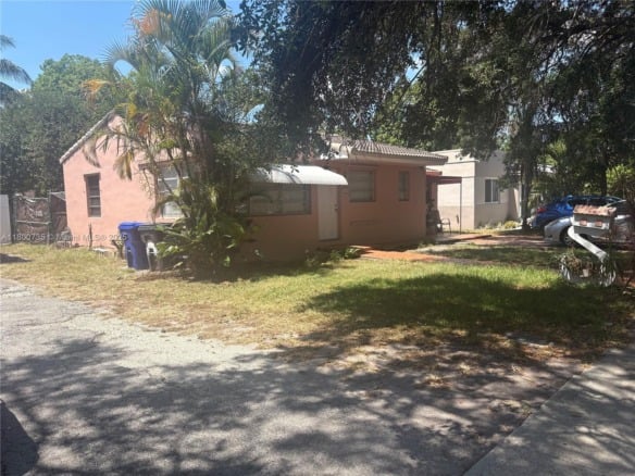 2530 Washington St, Hollywood FL 33020 — #A11800735